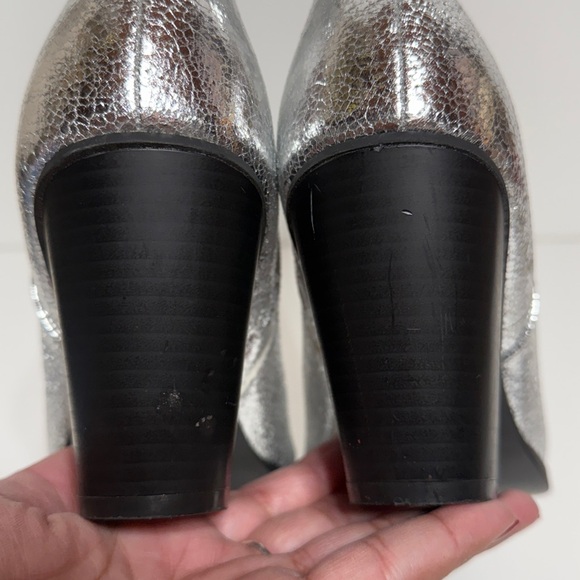 Forever 21 Silver Metallic Distressed Women's Ankle Boots - Picture 10 of 17